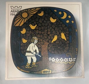 Arabia Finlandia Vuosilautanen 1995 con caja Serie KALEVALA Coleccionable Una Pared - Imagen 1 de 4