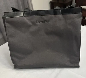 Calvin Klein Large Gray & Black Tote Travel Bag - Picture 1 of 4