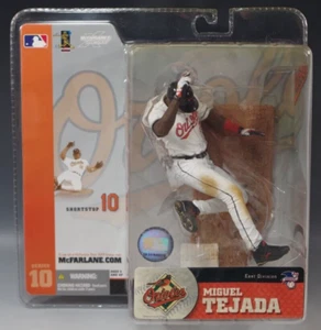 McFARLANE MIGUEL TEJADA BALTIMORE ORIOLES SERIES 10 FIGURE BASEBALL MIB VARIANT - Picture 1 of 5