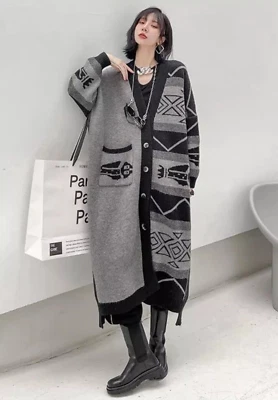 Black Grey Soft Thick Knit Abstract  Aztec Urban Chic Long Edgy Cardigan 10 12 - Image 1 of 4