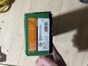 Hillman Sechskantschraube, 3/8 x 8 Zoll, 20-Ct. -230114 - Bild 1 von 3