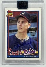 2018 Topps Archives Signature Series  Steve Avery  /30 Auto