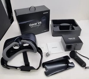Samsung Gear VR with Controller - SM-R325 for Galaxy Note 8 / S8 / S9+ Plus - Picture 1 of 16