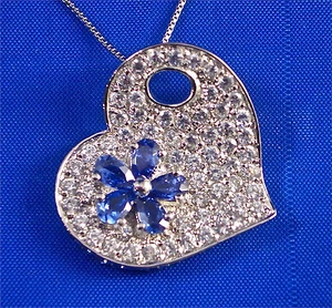 STERLINGSILBER PASTEN SET WEISS CZ & TANSANIT CZ BLUME HERZ ANHÄNGER, 3,00 KKT - Bild 1 von 8
