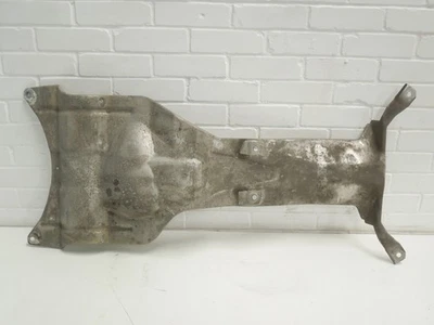 Audi RS6 4B C5 V8 Quattro tanque de combustível sob placa de apoio protetor 4B3201781 - Imagem 1 de 4