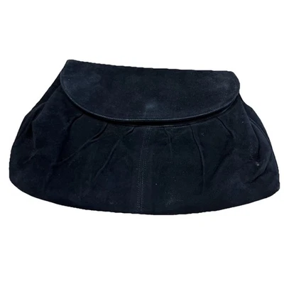 Cartera clutch pequeña de gamuza negra vintage Frenchy of California Foto 1 de 4