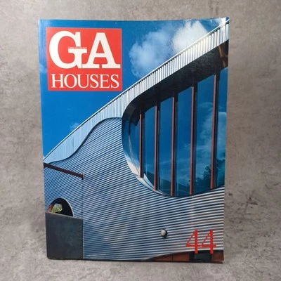 GA  Houses　44  :Louis Kahn　Residential Masterpieces   Global Architecture - Image 1 of 4
