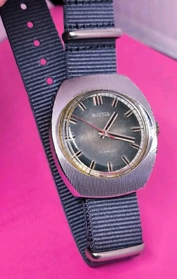⭐RELOJ SOVIÉTICO VINTAGE Vostok Wostok mecánico 2414.A 17 joyas Hecho en URSS años 70 Foto 1 de 4