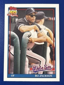 1991 Topps Traded Baseball Bo Jackson Chicago White Sox #58T - Picture 1 of 2