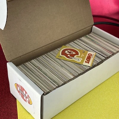 1975-2013 Kansas City Chiefs  (500)  Football Cards Lot - Sharp NM+ Great Gift! - Image 1 of 4