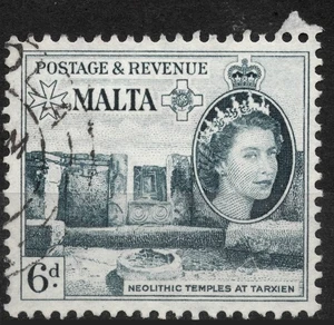 SG274 6d 1956 MALTA Neolithic Temples at Tarxien Def. 1956-64 Queen Elizabeth II - Bild 1 von 2