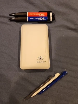 Держатель для игр Nintendo DS 9 игр и стилистов + 5 стилистов - Изображение 1 из 4