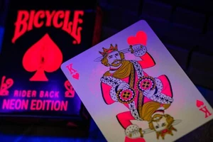 Bicycle NEON Edition Playing Cards PINK UV_GLOW Deck | By: Card-Addiction.com - Picture 1 of 8