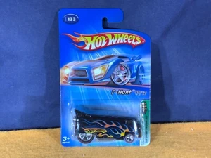 T8-80 HOT WHEELS TREASURE HUNT - CUSTOMIZED VW DRAG BUS - 2005 - NIB - Picture 1 of 10