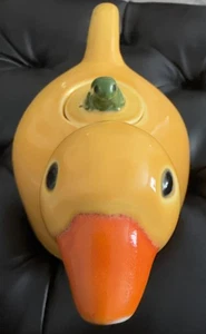 VTG Vandor San Francisco 1978 Yellow Duck Teapot w/Frog Lid Japan Porcelain - Picture 1 of 9