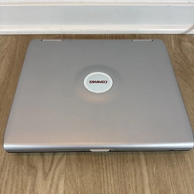 Disco duro de colección HP Compaq Presario 2100 Athlon XP 2800+ 256 MB de RAM 30 GB Windows XP Foto 1 de 4