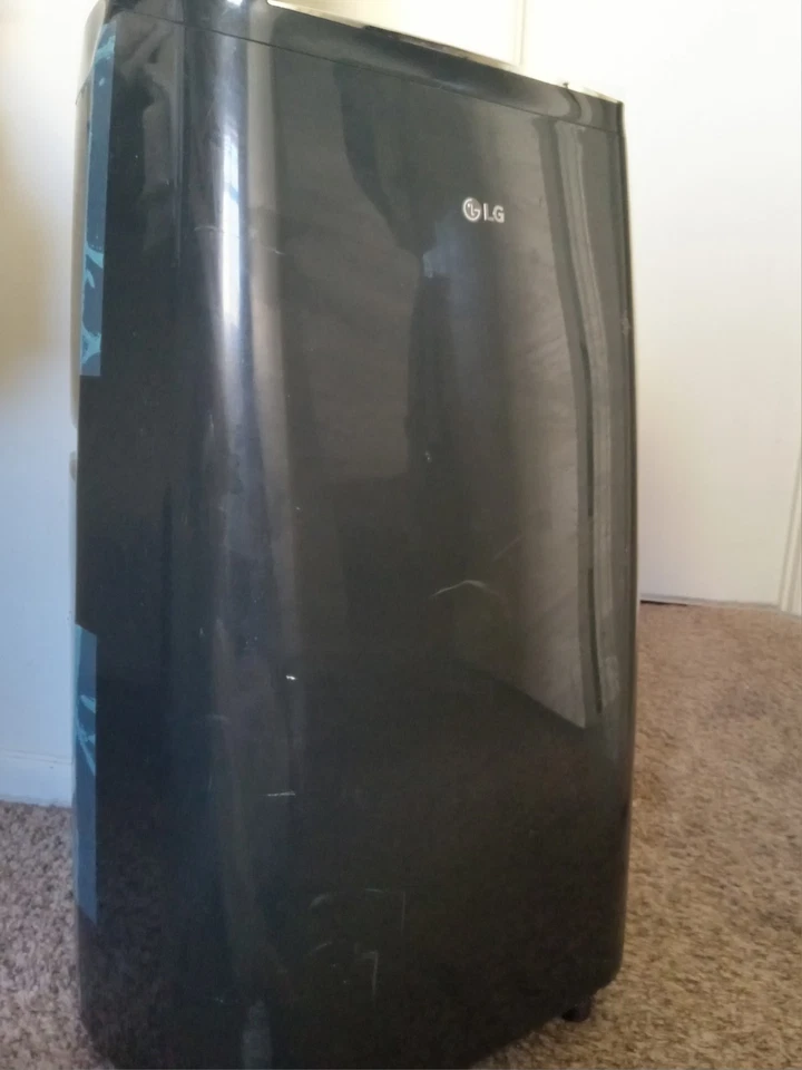LG Portable AC 400 Sq Ft 115 Volt Air Conditioner Unit Only Lawrence Kansas KU - Image 1 of 4