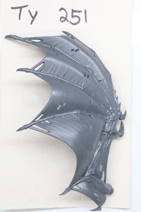 TYRANIDEN GEFLÜGELTER BIENENSTOCK TYRANN LINKER FLÜGEL GAMES WORKSHOP WARHAMMER TY251 - Bild 1 von 1