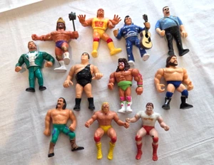 Lot of Vintage WWF Wrestling Action Figures 1990-92 Titan Sports, 2 from 1985 - Picture 1 of 13