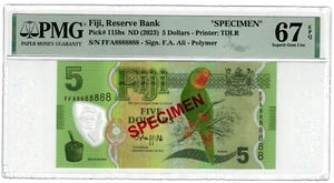 Billete de 5 dólares Fiji P115 2023 UNC aves flora fauna espécimen PMG 67 - Imagen 1 de 2