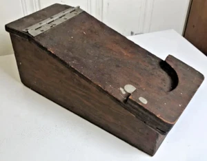 Vintage Home Made Flip Top Wooden Shoe Shine Box w Unique Heel Cup Rest - Picture 1 of 9