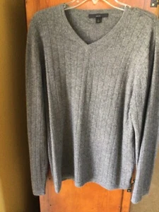 Men's Apt 9 size L gray cashmere sweater - Picture 1 of 2