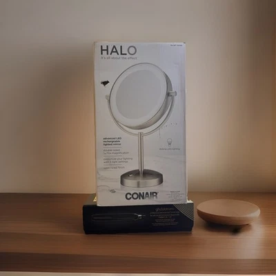 Espejo tocador redondo recargable Conair HALO LED doble cara 1x/10x en la caja Foto 1 de 4