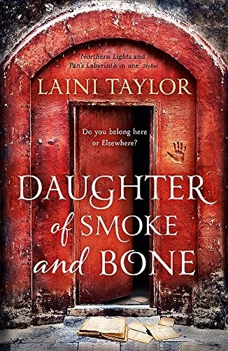 DAUGHTER OF SMOKE AND BONE: THE SUNDAY TIMES BESTSELLER. By Laini Taylor *Mint* Foto 1 de 1