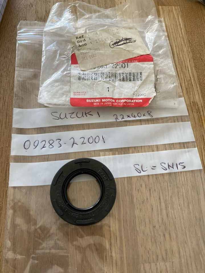 Suzuki crankshaft oil seal RH , JR50 LT50 22 x 40 x 8 , See below - Image 1 of 1