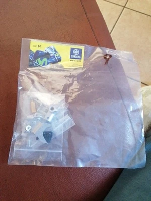 1/4 DEAGOSTINI Costruire Il Yamaha YZR-M1 Valentino Rossi Moto Parte Numero 9 - Immagine 1 di 2