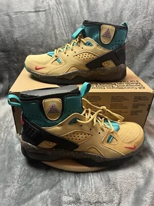 NIKE ACG AIR MOWABB TWINE-FUSION RED-CLUB GOLD SZ 9 [DC9554-700] NEW - Picture 1 of 6