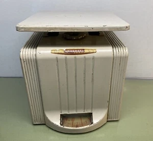 Vintage Universal White Kitchen Scale Landers Frary & Clark Deco Style 1940s USA - Picture 1 of 14