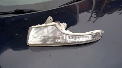 Passenger Corner/Park Light Fog-driving Bumper Mounted Fits 04-19 SENTRA 329072 - Image 1 of 4