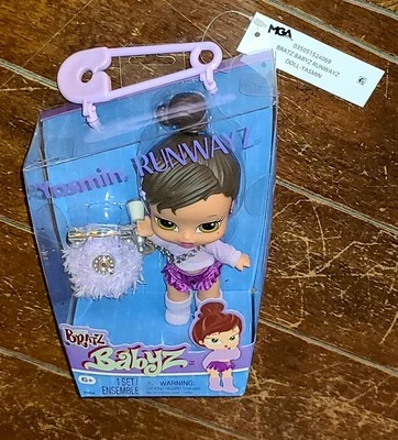 Кукла Bratz Babyz Runwayz: (2024) YASMIN 5,5 дюйма с аксессуарами! #524069C3 - Изображение 1 из 3