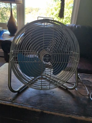 Vintage Patton 18" High Velocity Fan U2-1479 - Image 1 of 4