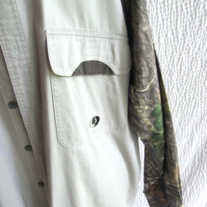 Mens Outfitters XL Camo Shirt Hunting Outdoor Cotton Long Sleeve Mossy Oak 2758 - Picture 1 of 13