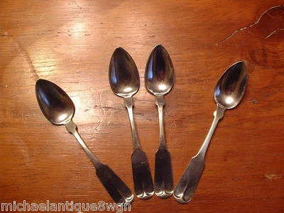 4 cucharas antiguas de plata Jones, Lows & Ball, Boston, Mass.Coin alrededor de 1830-40 Foto 1 de 2