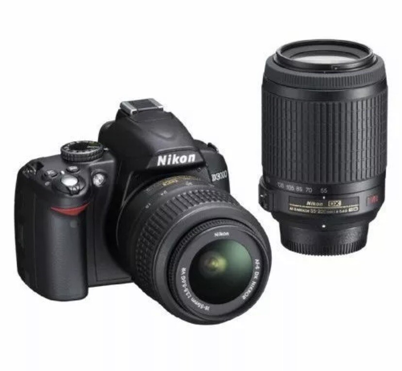 美品 Nikon ニコン D3000 一眼レフ カメラ フルセット Amazon | Nikon デジタル一眼レフカメラ D3000 レンズキット