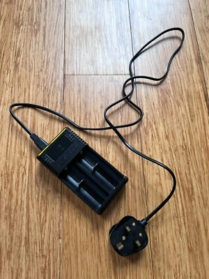 Nitecore i2 Intellicharger 2 Steckplätze für Li-Ion Akkus I25500, 10340 18490 etc. - Bild 1 von 4