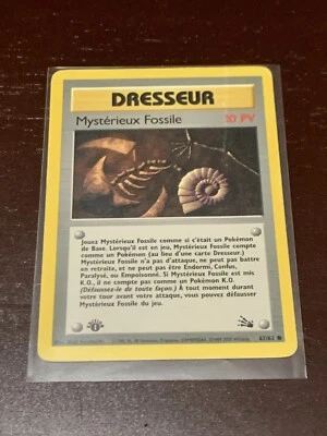 French Mysterious Fossil 1st Edition 62/62 Fossil Heavily Played/Damaged  - Image 1 of 4