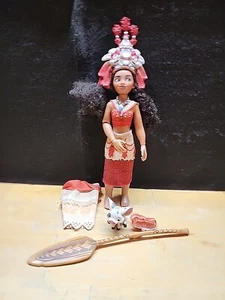 Disney Store Moana 11" Muñeca Posable Articulada Pelo Rizado Oceanía Figura - Imagen 1 de 5