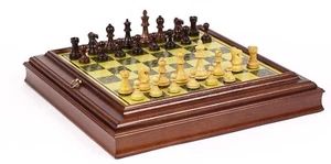 French Staunton Chessmen Set with Two Extra Queen & Cabinet Board/Case - Picture 1 of 4