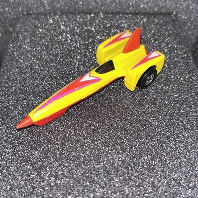 VINTAGE DIECAST MATTEL HOT WHEELS RED/YELLOW DRAGSTER SPEED RACER 2-3/4"L  R415 - Image 1 of 4