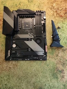 ASUS ROG Cross Hair VIII Hero WiFi X570 AM4 Mainboard - Bild 1 von 5