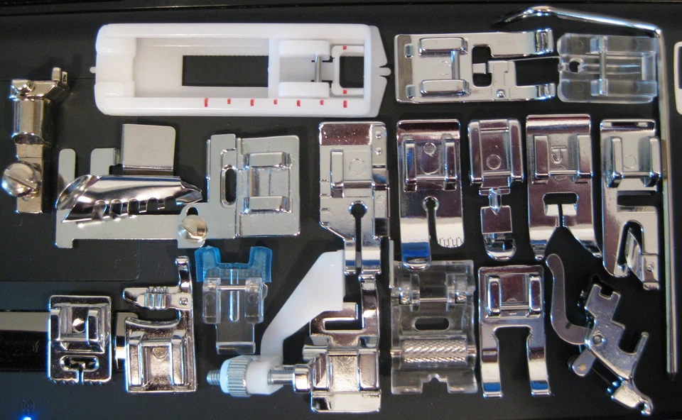 Juego de 18 pies para máquina de coser Bernina Artista, Aurora, Activa y Virtuosa   Foto 1 de 2