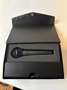V-TECH VT-1030 Uni-Directional Dynamic Microphone 600 OHM - Picture 1 of 8