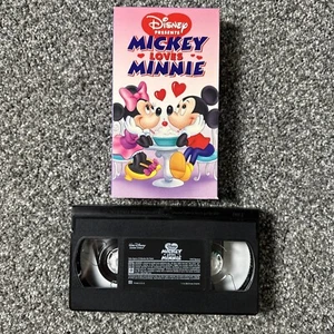 Mickey Loves Minnie VHS Walt Disney Presents - Picture 1 of 5