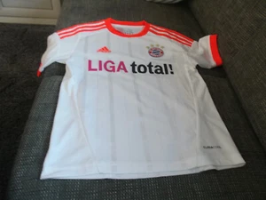 Trikot und Hose - FC Bayern München - adidas - ohne Rückennummer - Größe: 140 - Bild 1 von 3