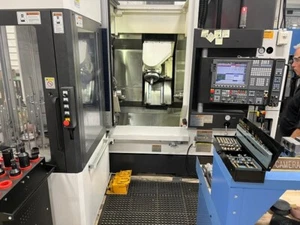 2022 OKUMA MULTUS B250II-1SW/750 with ARMROID ROBOT - Picture 1 of 7