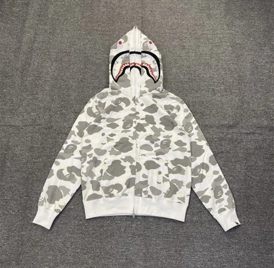 Sudadera con Capucha BAPE Tiburón Blanco y Gris Talla M Nueva con Etiquetas Foto 1 de 4